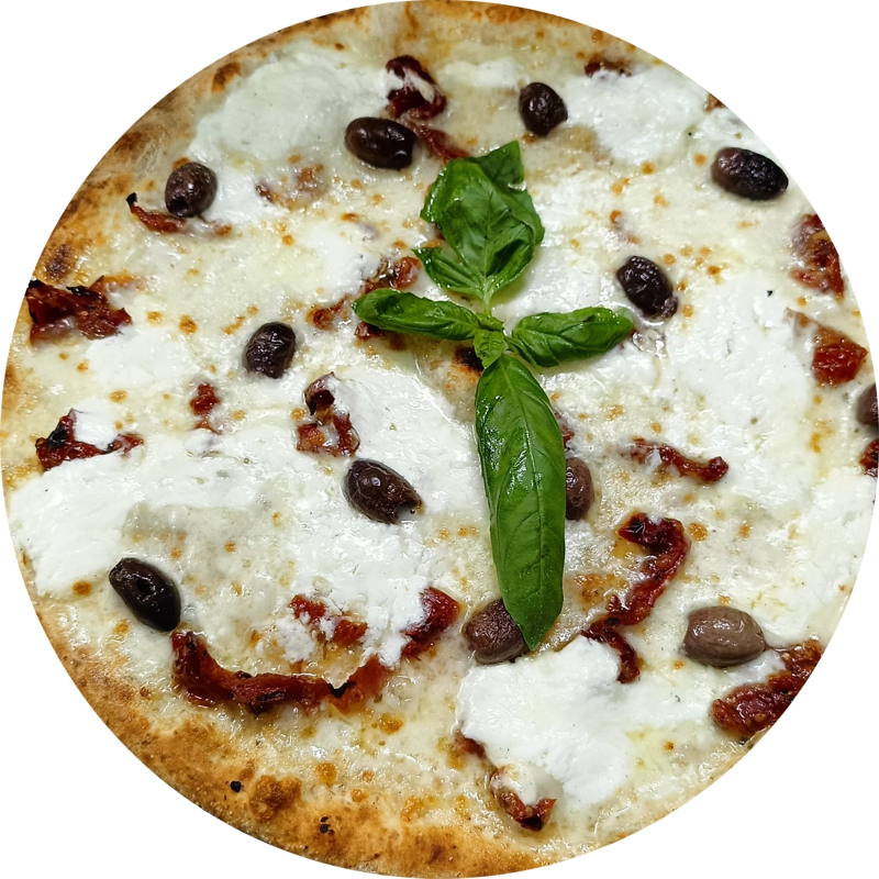 Chi Siamo Pizza con burrata fresca cremosa su base artigianale appena sfornata