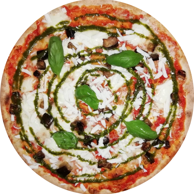 Chi Siamo Pizza alla norma con melanzane, ricotta salata e pomodoro su impasto artigianale